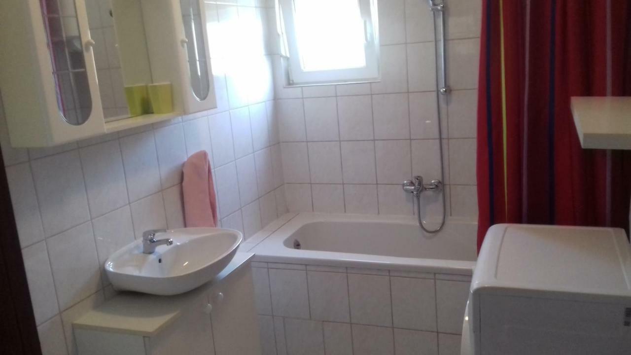 Apartman Jezidzic Kastela Exterior photo