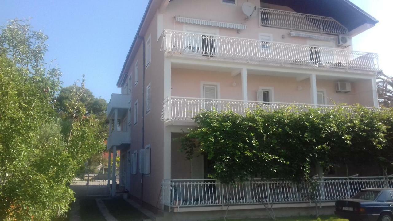 Apartman Jezidzic Kastela Exterior photo